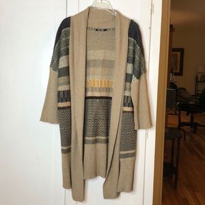 Gorgeous Cardigan with Multicolored Details